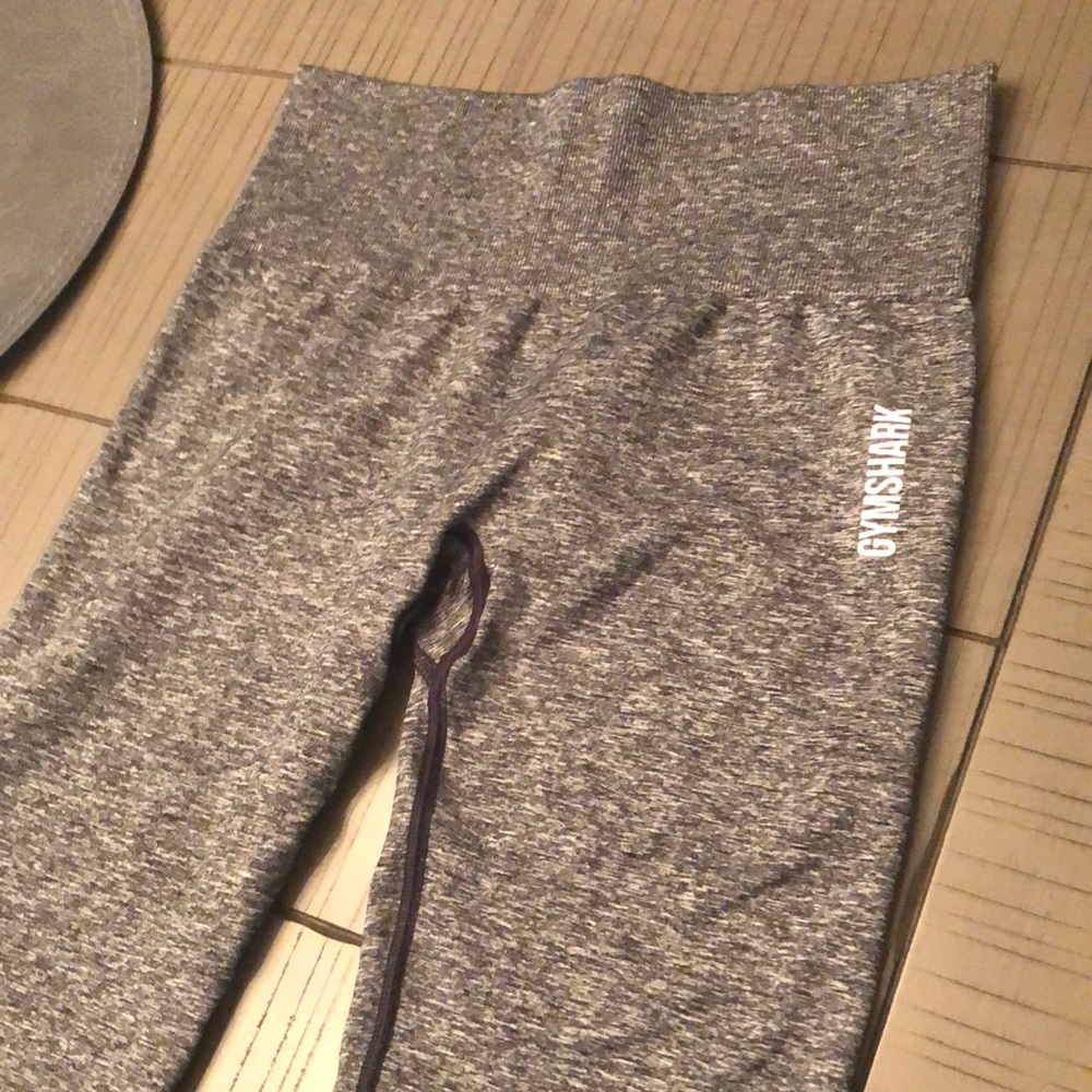 Brand new gym shark leggings